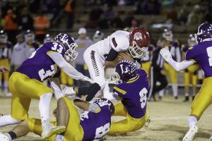 vs Laverne Semi12